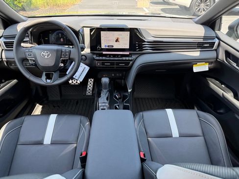 New 2026 Toyota Camry SE FWD image 34