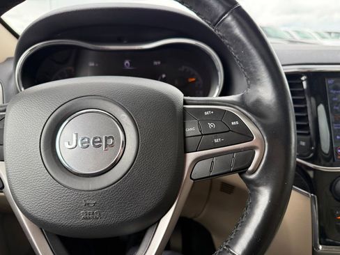 Used 2020 Jeep Grand Cherokee Limited RWD image 12