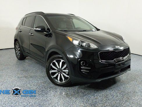 Used 2018 Kia Sportage EX w/ Option Group 040 FWD image 1