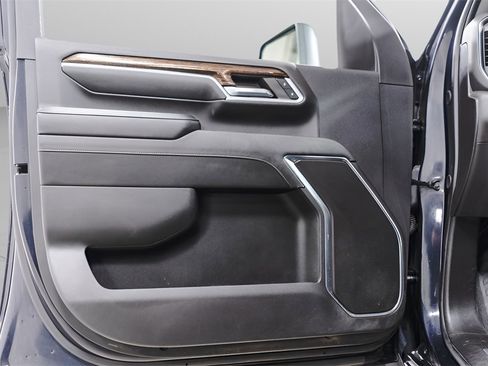 Used 2024 GMC Sierra 2500 SLE image 23