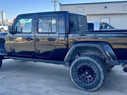 Used 2022 Jeep Gladiator Rubicon w/ LED Lighting Group