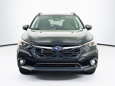 Used 2024 Subaru Crosstrek 2.0i Premium AWD/4WD image 2