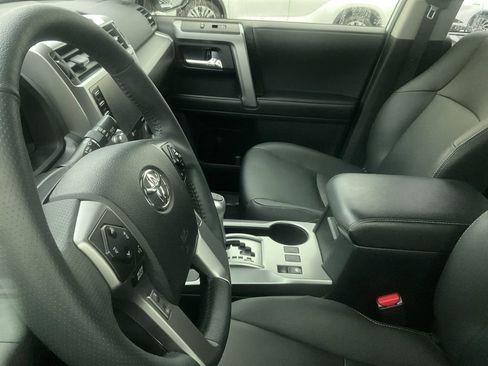 Used 2024 Toyota 4Runner TRD Sport image 11