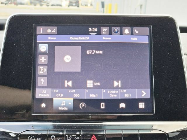 Used 2025 Jeep Compass Latitude AWD/4WD image 23