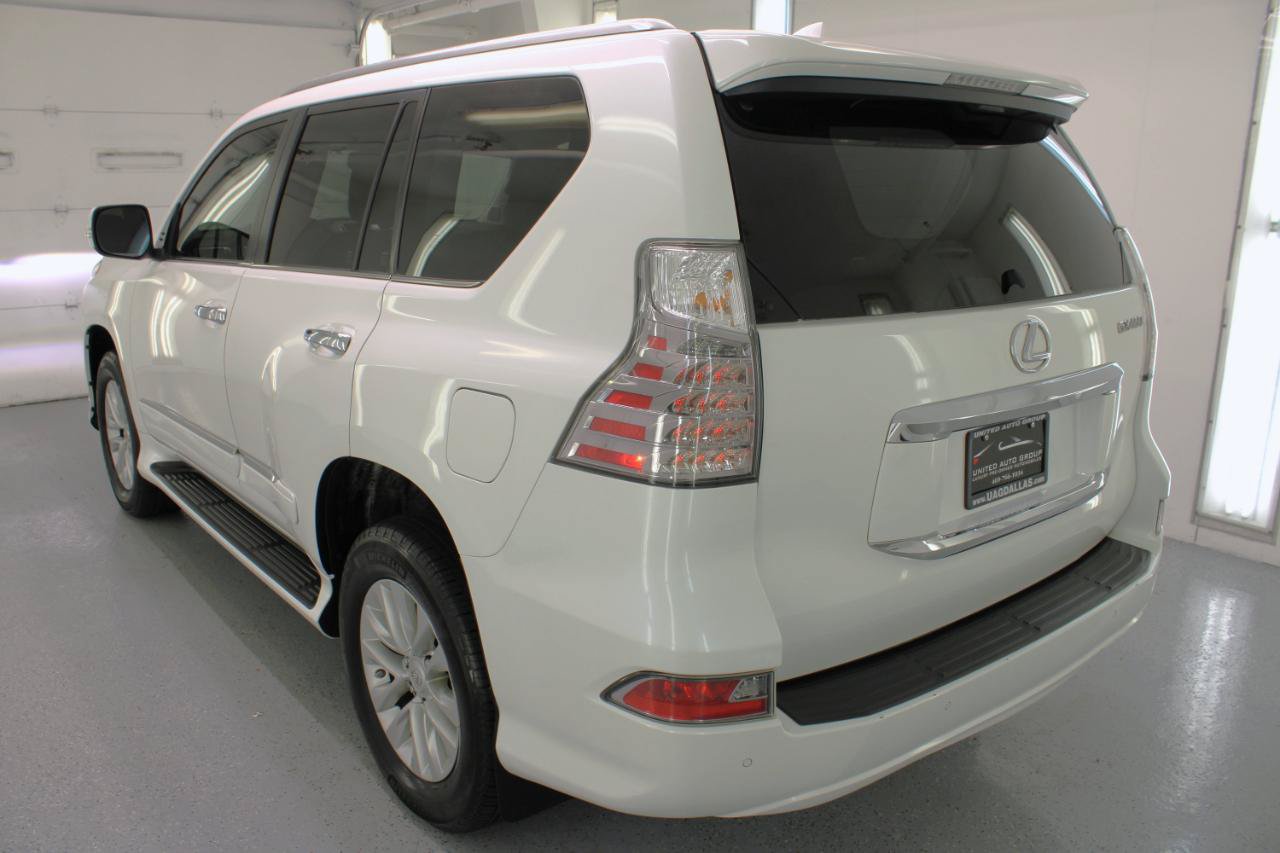 Used 2017 Lexus GX 460 Premium AWD/4WD image 7