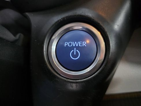 Used 2023 Toyota Sienna XLE AWD/4WD image 20