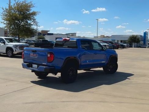 New 2026 GMC Canyon Elevation w/ Convenience Package image 8