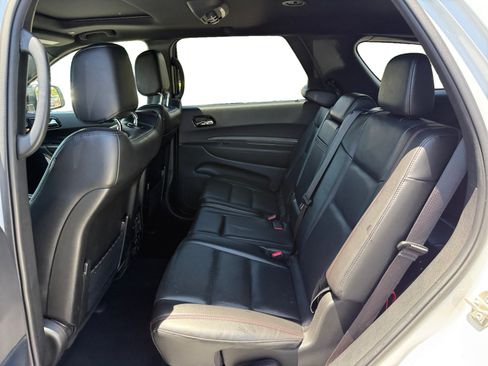 Used 2024 Dodge Durango GT RWD image 16