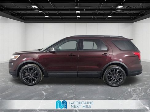 Used 2019 Ford Explorer XLT w/ Equipment Group 202A image 2