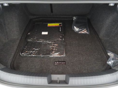 New 2026 Volkswagen Jetta SE image 24