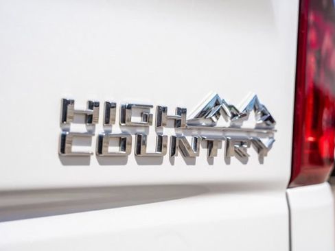 Used 2021 Chevrolet Silverado 1500 High Country w/ Safety Package II AWD/4WD image 32