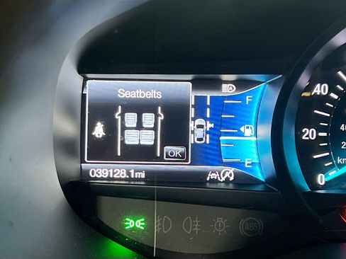 Used 2023 Ford Edge Titanium image 8