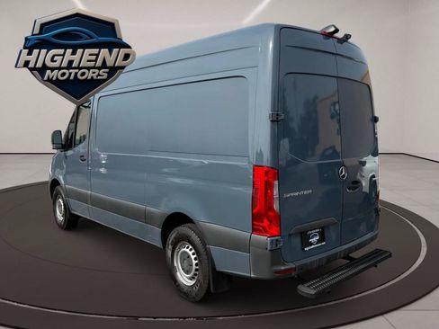 Used 2019 Mercedes-Benz Sprinter 144 image 5