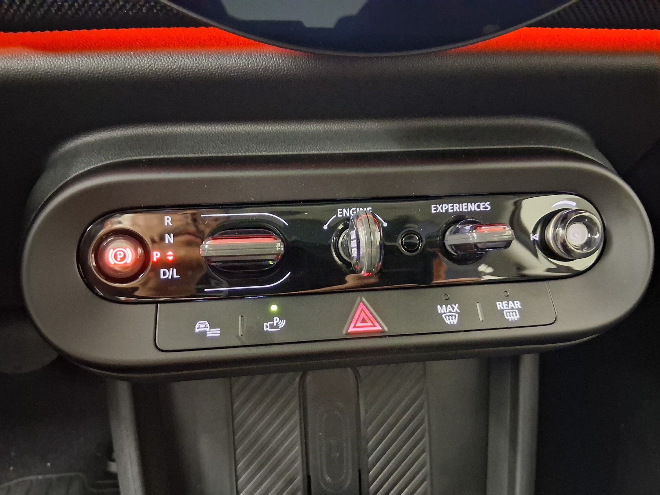 New 2026 MINI Cooper 2-Door Hardtop FWD image 15