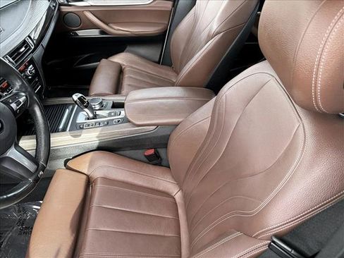 Used 2017 BMW X5 xDrive40e image 10