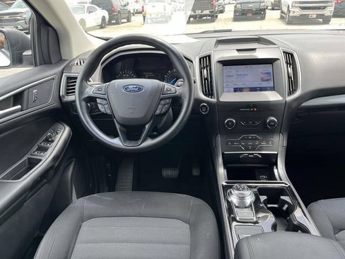 Used 2020 Ford Edge SE FWD image 13