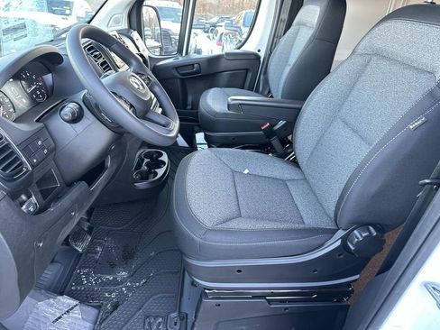 New 2026 RAM ProMaster 2500 w/ Convenience Group image 12