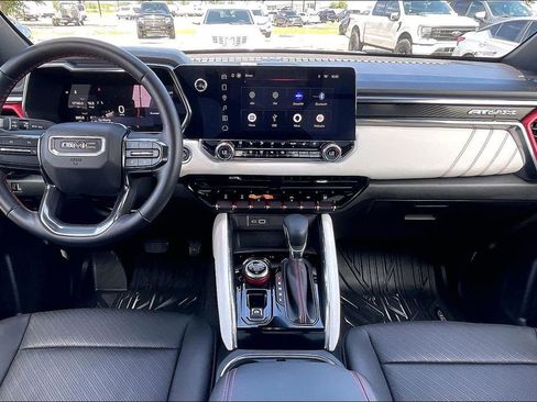 Used 2024 GMC Canyon AT4X AWD/4WD image 7