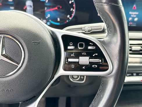 Used 2021 Mercedes-Benz GLE 350 4MATIC w/ AMG Line Exterior image 38