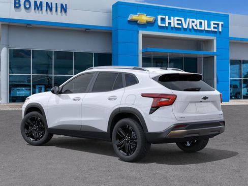 New 2026 Chevrolet Trax ACTIV FWD image 4
