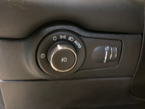 Used 2022 Dodge Durango GT AWD/4WD image 22
