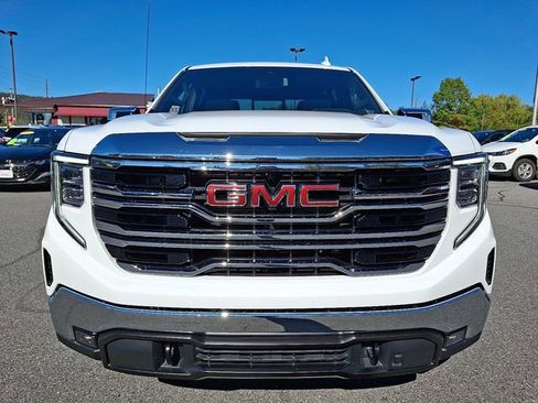 Certified 2023 GMC Sierra 1500 SLT w/ SLT Premium Package image 3