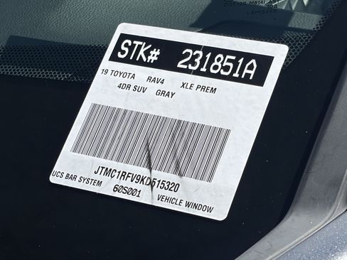 Certified 2019 Toyota RAV4 XLE Premium w/ Carpet Mat Package FWD image 32