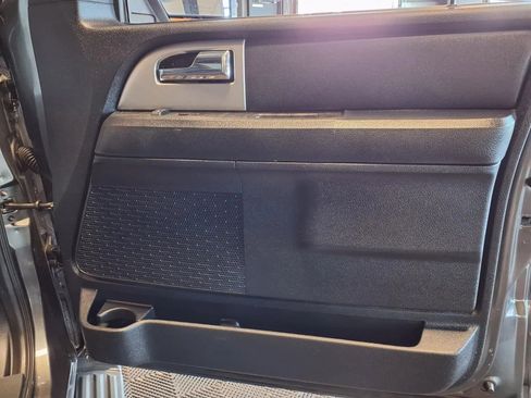 Used 2017 Ford Expedition EL Limited AWD/4WD image 11