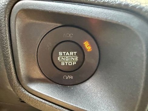 Used 2024 Jeep Wrangler Sport S image 27