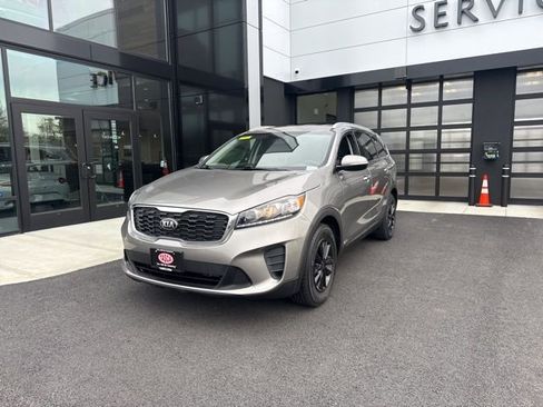 Used 2019 Kia Sorento LX w/ Option Group 020 AWD/4WD image 7