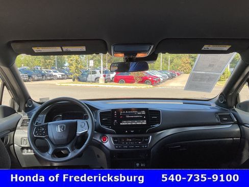 Used 2022 Honda Pilot Sport image 46
