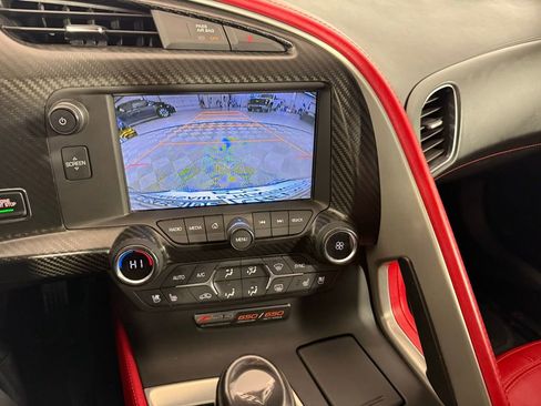 Used 2015 Chevrolet Corvette Z06 w/ 3LZ Preferred Equipment Group image 20