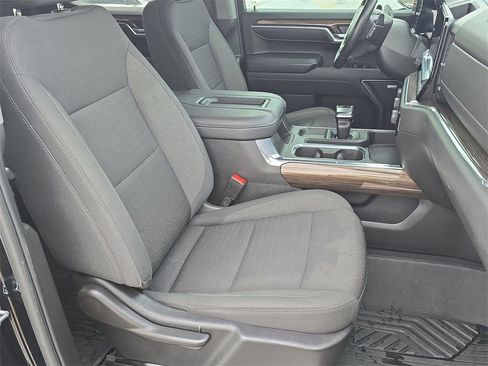 Used 2022 Chevrolet Silverado 1500 LT Trail Boss w/ Convenience Package II image 29