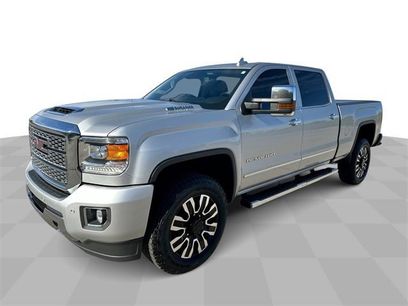 Used 2019 GMC Sierra 2500 Denali w/ Duramax Plus Package