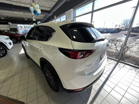 Used 2021 MAZDA CX-5 Touring image 6