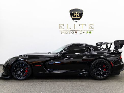 Used 2016 Dodge Viper ACR w/ Extreme Aero Package RWD image 2