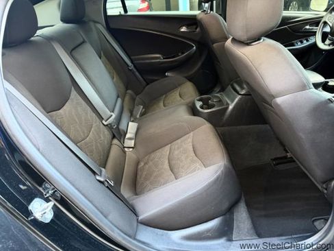 Used 2018 Chevrolet Volt LT image 15