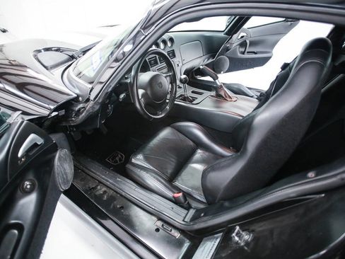 Used 2000 Dodge Viper GTS image 30