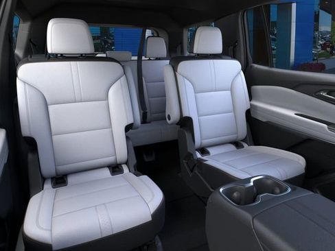 New 2026 Chevrolet Traverse High Country AWD/4WD image 17