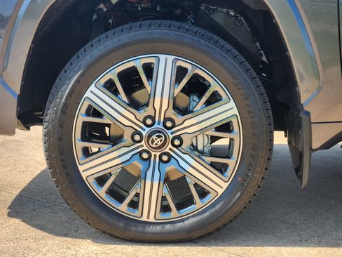 New 2026 Toyota Tundra Capstone AWD/4WD image 11