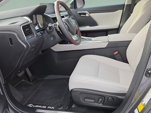 Certified 2022 Lexus RX 350 FWD w/ Premium Package image 10