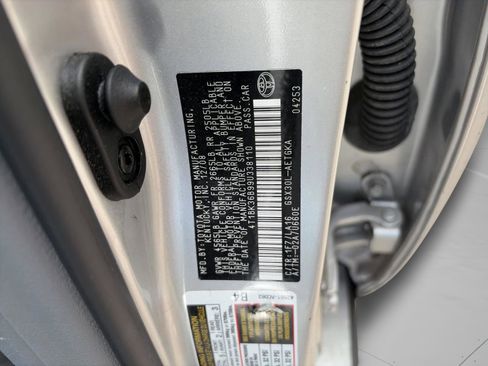 Used 2009 Toyota Avalon XL FWD image 28