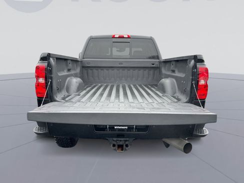 Used 2019 Chevrolet Silverado 2500 LTZ w/ Duramax Plus Package image 25