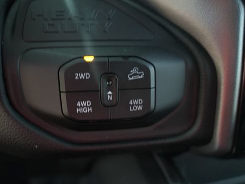 New 2026 RAM 2500 Big Horn AWD/4WD image 33