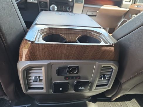 Used 2018 Ford F150 King Ranch w/ Equipment Group 601A Luxury AWD/4WD image 27