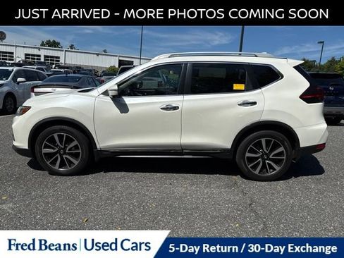 Certified 2019 Nissan Rogue SL w/ Premium Package AWD/4WD image 4