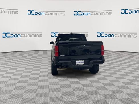 Used 2024 Toyota Tacoma TRD Off-Road AWD/4WD image 7
