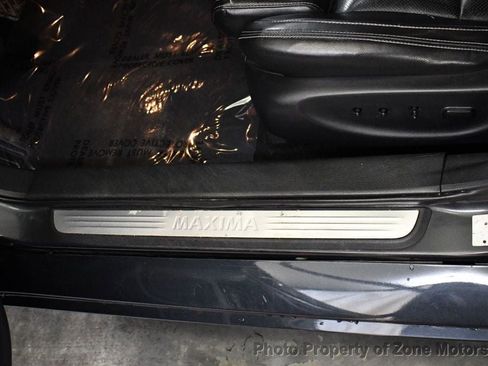 Used 2017 Nissan Maxima 3.5 SV image 8