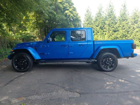 Used 2022 Jeep Gladiator Overland AWD/4WD image 29