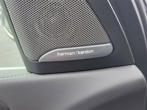 New 2026 BMW X5 xDrive40i image 16